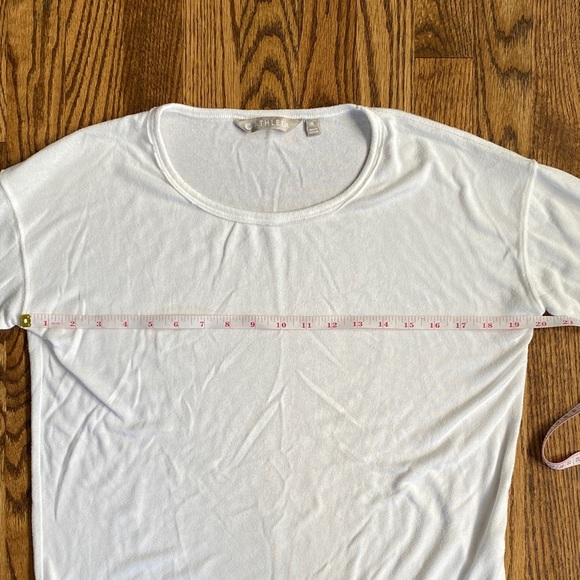 White Athleta rounded hem long sleeve shirt, size S. Great condition some pill - Picture 6 of 11